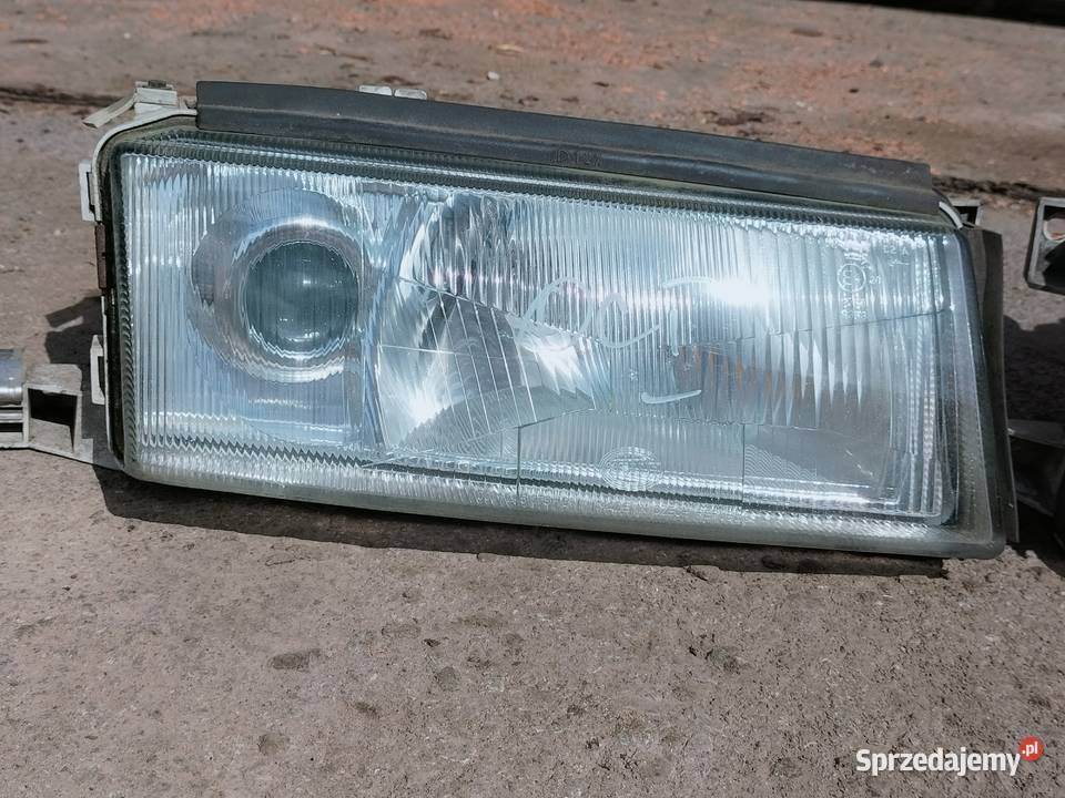 Reflektor Octavia I przed FL Lampy przednie Sieradz sprzedam