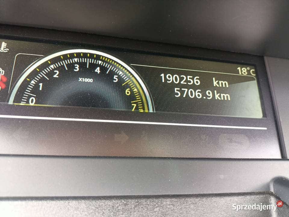 Renault Grand Scenic 12TCe wersja Bose 2013 świętokrzyskie