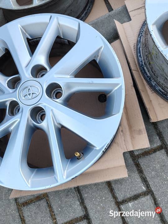 Felgi aluminiowe 16 Toyota Samochodowe Pruszków