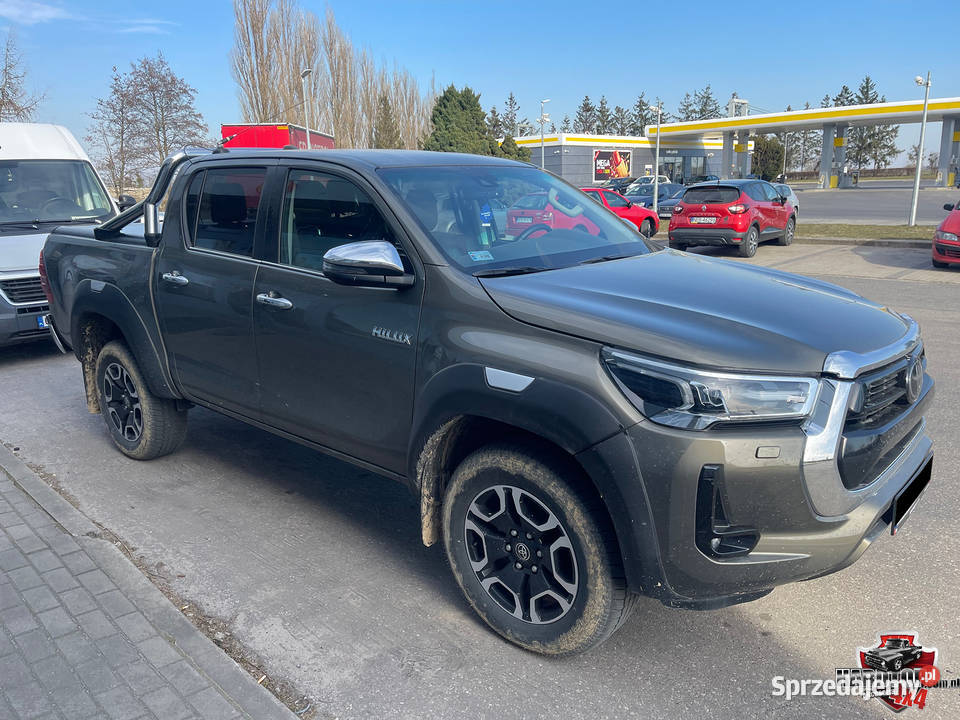 Roleta Toyota Hilux MountainTop hardtop pickup Karoseria Pasłęk
