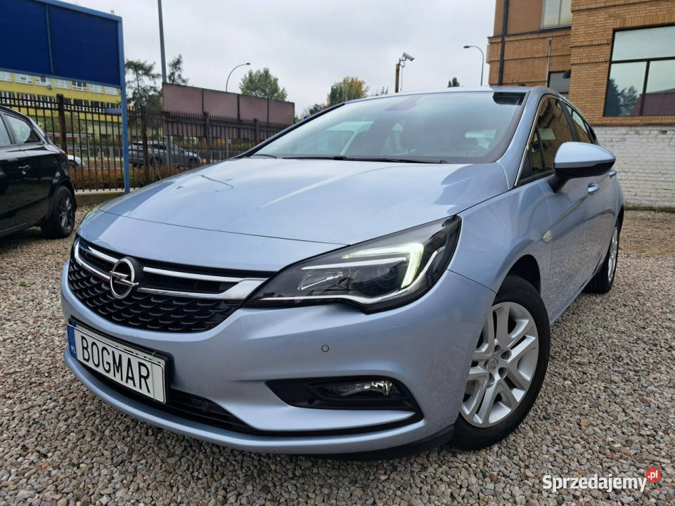 Opel Astra 14 T SALON 100 bezwypadkowy 1 wł 57 K światła do jazdy dziennej Astra mazowieckie Warszawa
