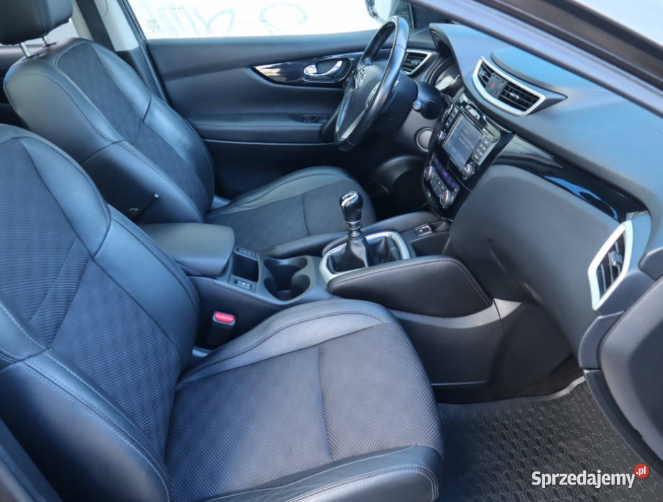 Nissan Qashqai 12 DIGT światła przeciwmgielne Łódź