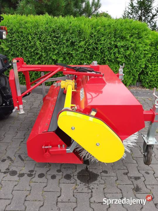 Zamiatarka 4 Farmer 150 Rawa Mazowiecka