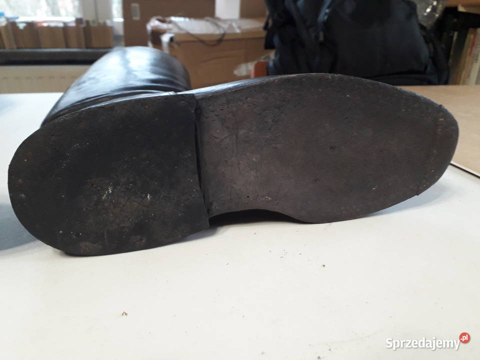 Czarne skórzane buty z cholewami oficerki Kraków
