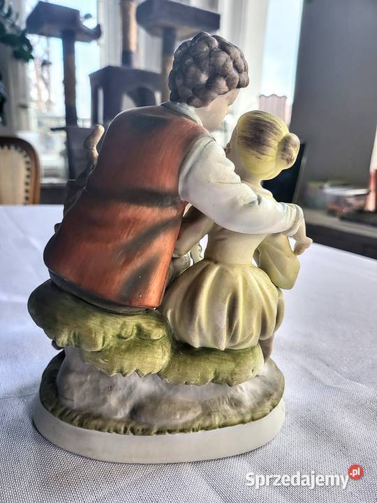 Porcelanowa figurka Kalisz