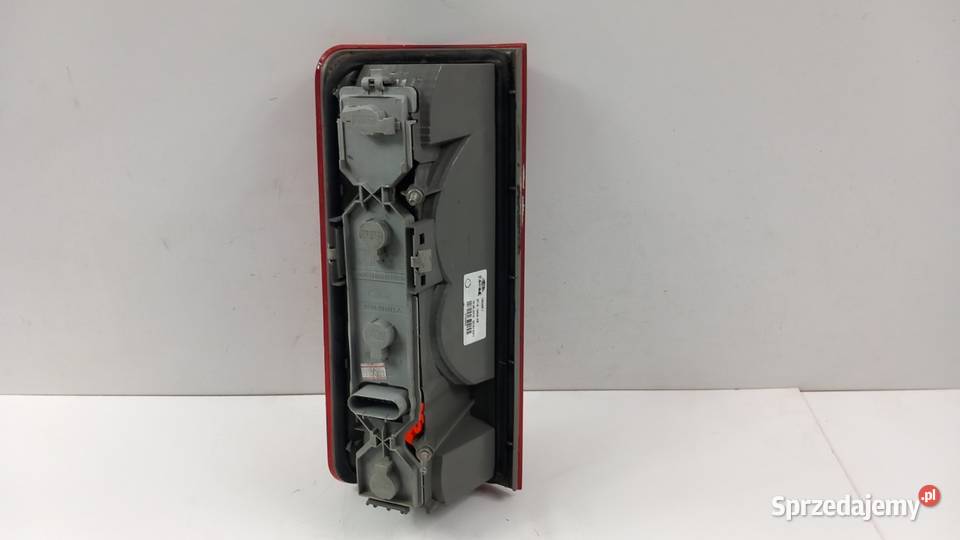 FORD CONNECT MK1 LIFT LAMPA TYŁ PRAWA Zbierkowo sprzedam
