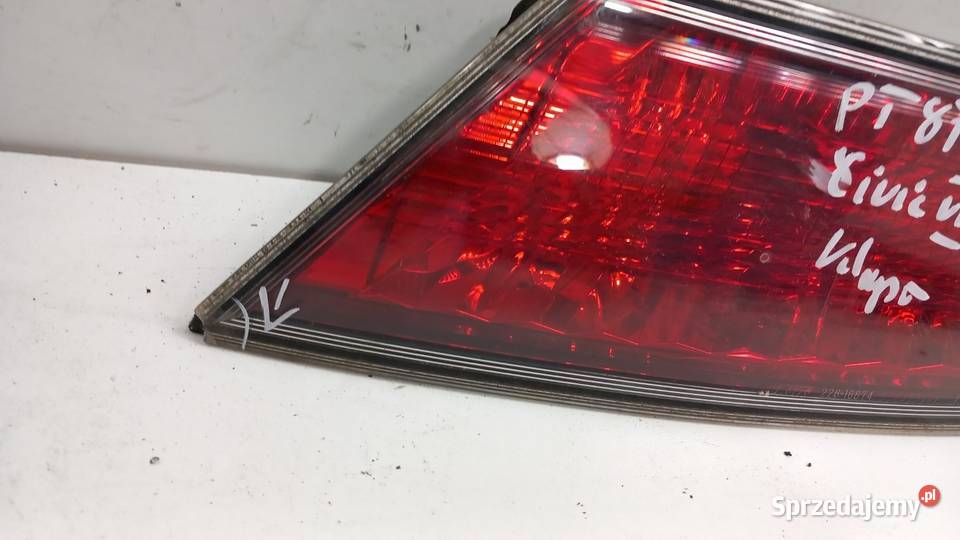 HONDA CIVIC VIII UFO LAMPA TYŁ PRAWA W KLAPĘ Światła stop Zbierkowo