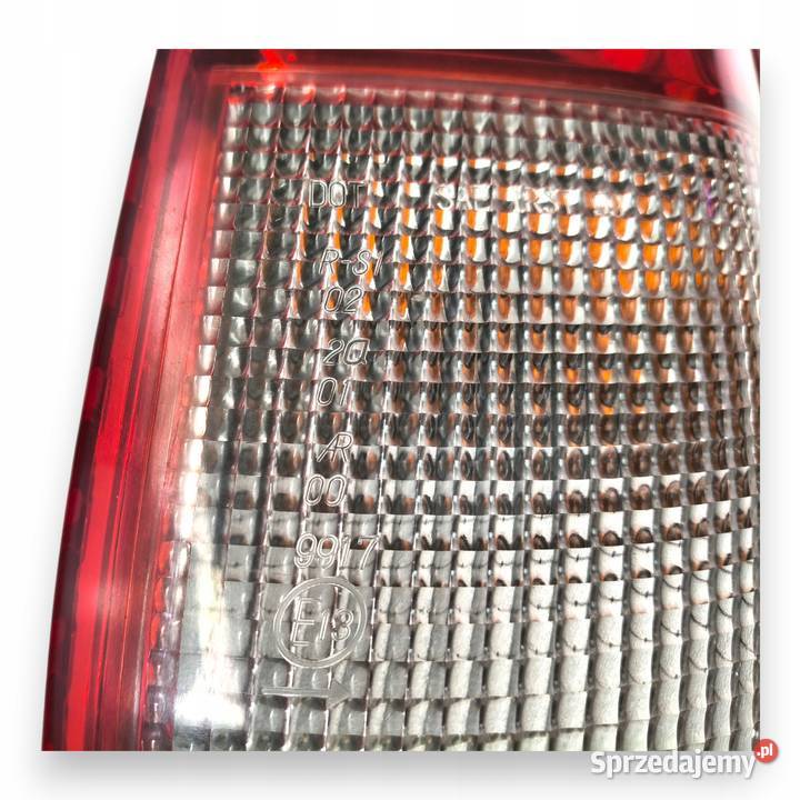 LAMPA PRAWA Nissan XTrail T30 20002007 tylna lubelskie