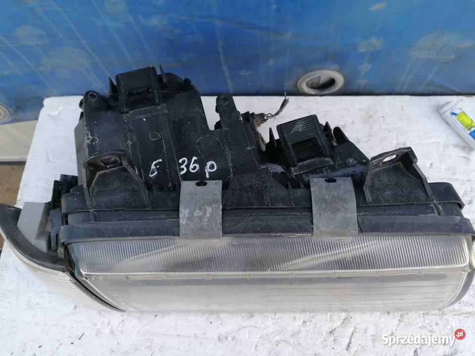 Lampa Prawa Przód Bmw E36 Sedan osobowe Pozostałe Wisznice