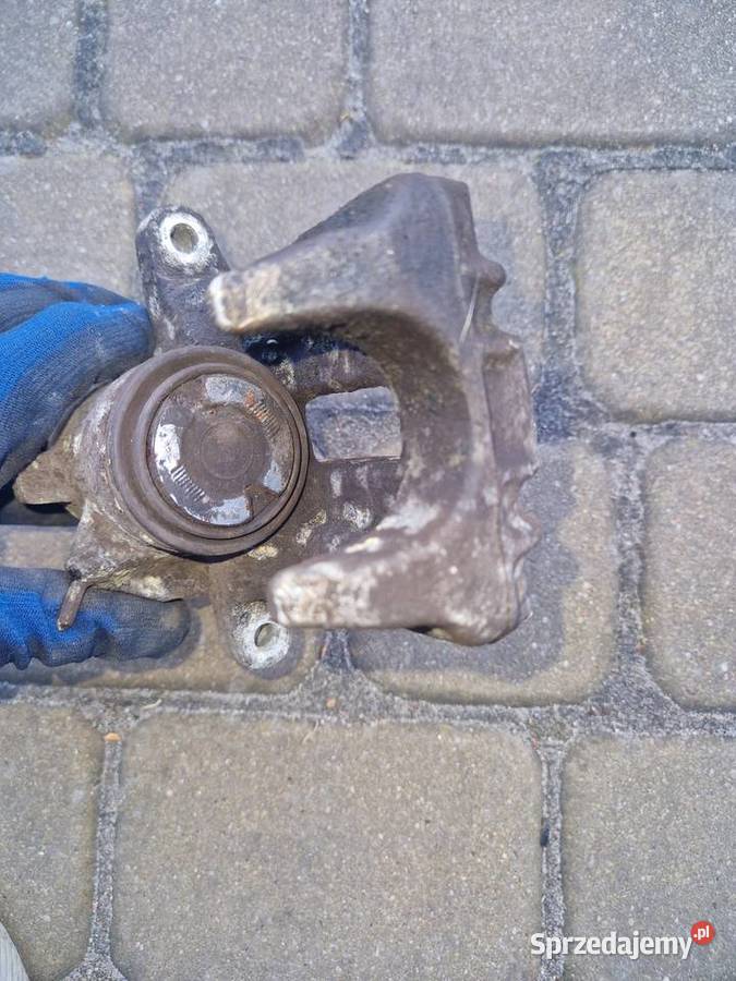 Audi a4 b6 kombi tdi Zacisk chamulcowy tylny tdi Zaciski i jarzma Żyrardów