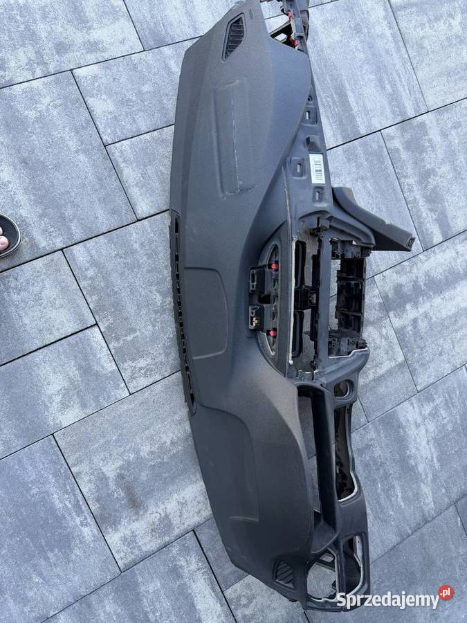 Konsola deska rozdzielcza BMW f30 f31 osobowe Zator