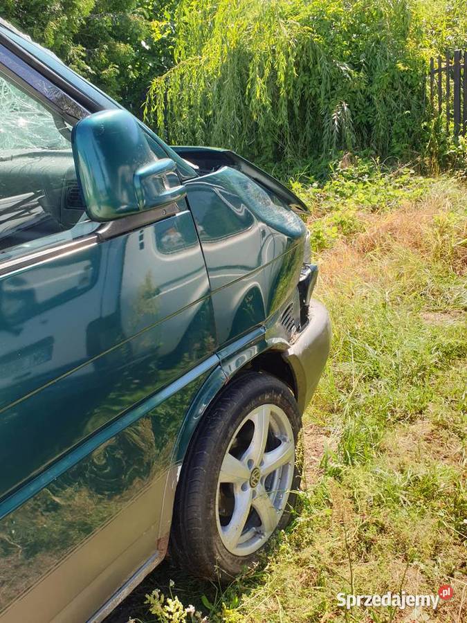 Uszkodzony Volkswagen Multivan 2500cm3 Mielec