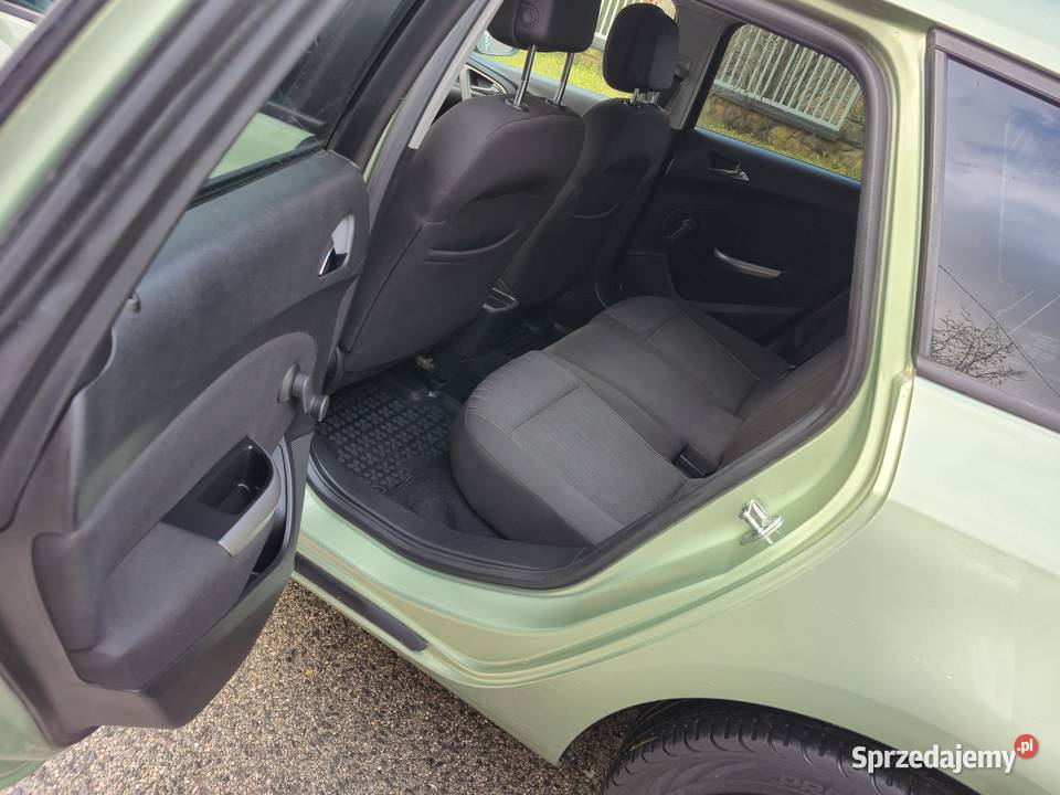 Opel Astra JW pełni sprawna Zadabana Opłacona Astra Radomsko sprzedam