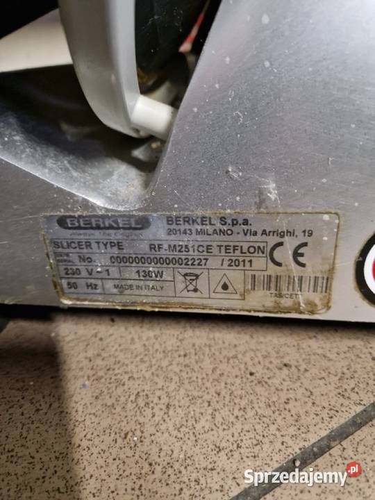 Sprzedaż ruchomości Pozostałe Obora