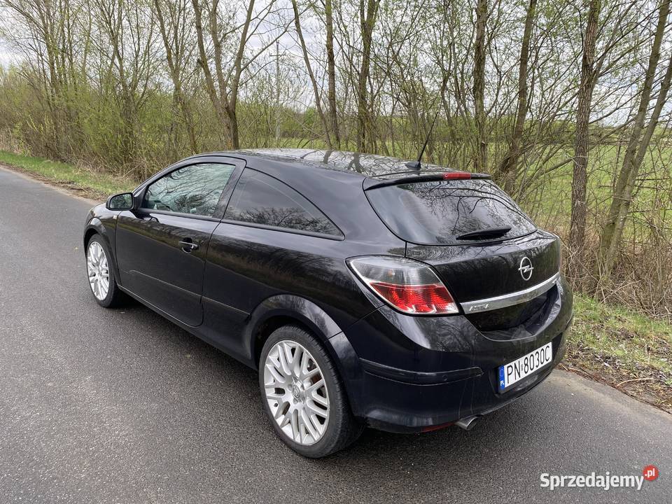 Opel Astra GTC 18 140 Opel Konin