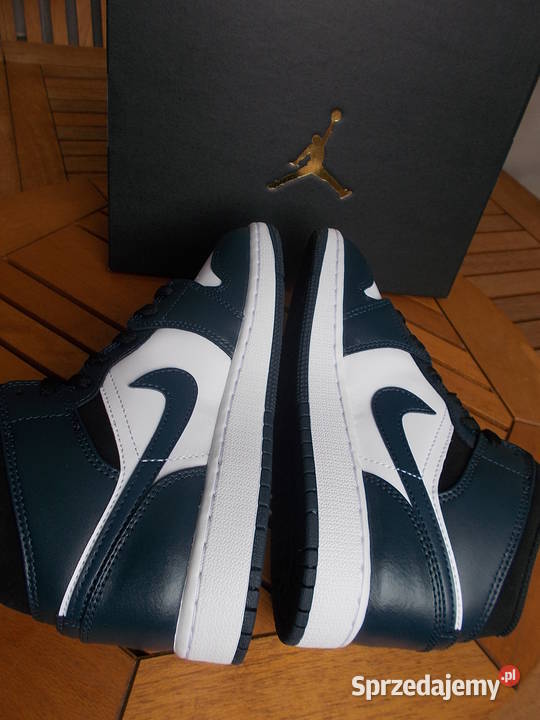 r 365 Nike JORDAN 1 Mid Armory Navy Dark Teal Poznań