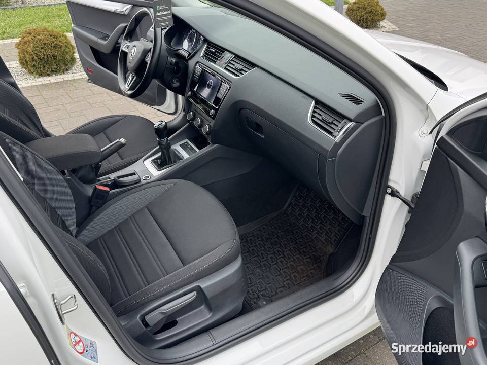 Salon Pierwszy wł 100 Bezwypadkowy F vat 23 Octavia Staroźreby sprzedam