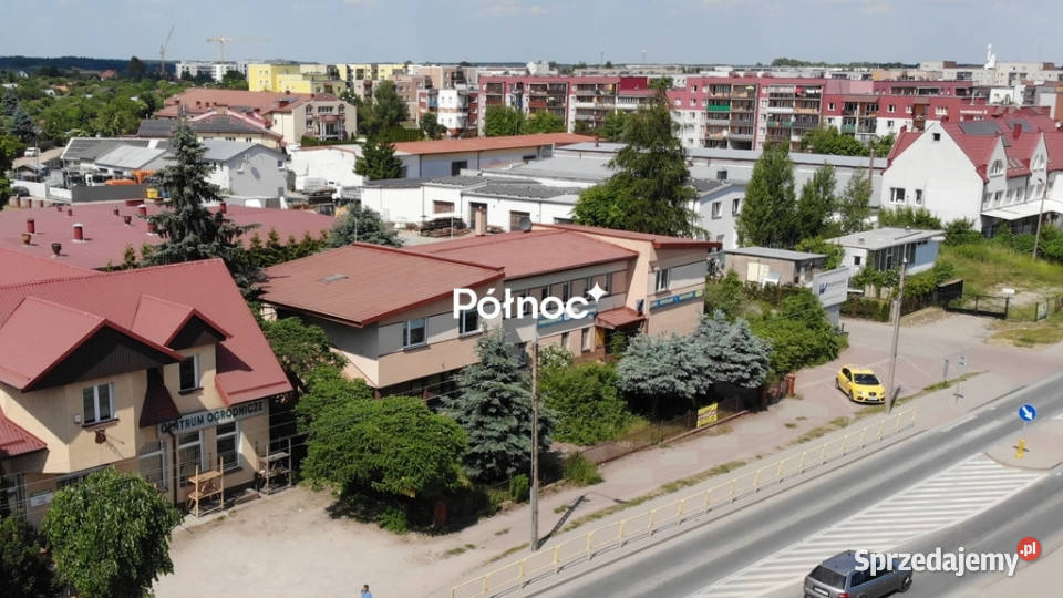 Budynek usługowohandlowy Ełk Sikorskiego 19 dojazd asfaltowy