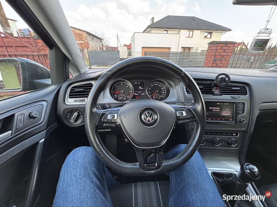 Volkswagen Golf 7 zadbany światła przeciwmgielne śląskie