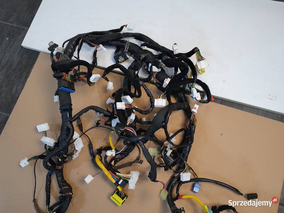 WIAZKA DESKI ROZDZIELCZEJ HYUNDAI 16GDI 20GDI IX łódzkie Skierniewice