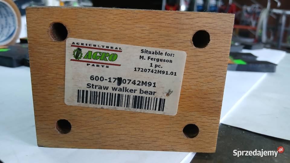 Panewka drewniana Massey Ferguson 1720742M91 Radomsko