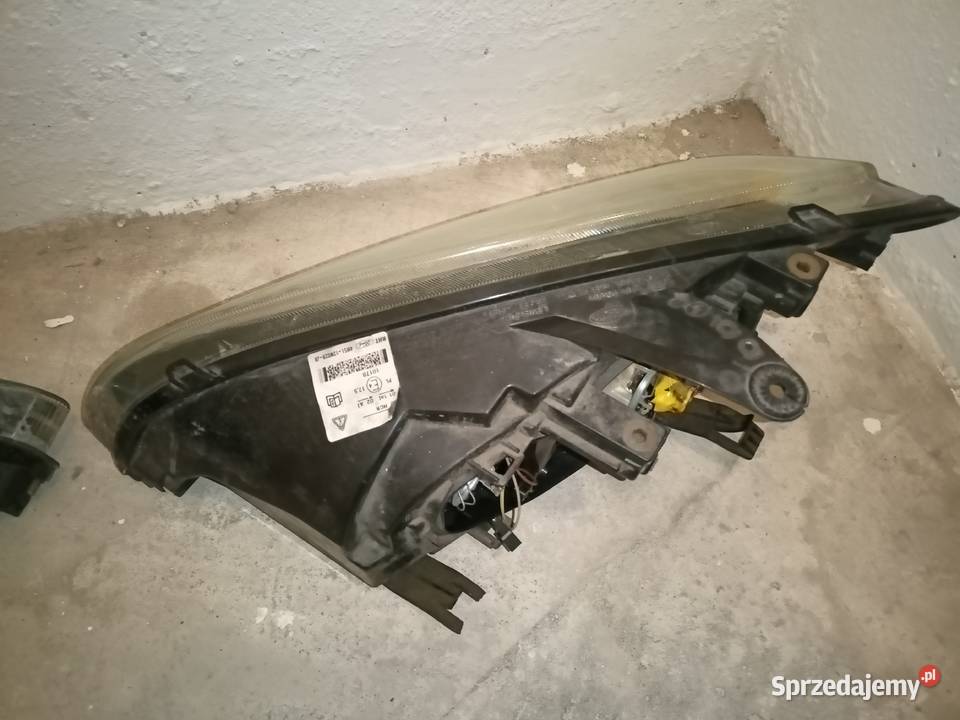 Reflektory Ford do Focus MK2 2005r używane Łódź