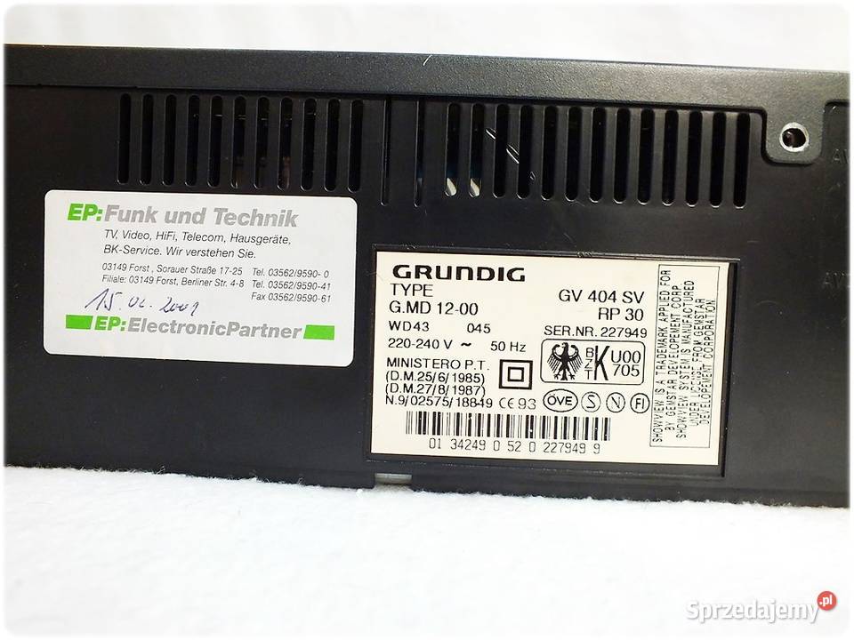 GRUNDIG GV404 SV Magnetowid Video na kasety HVS