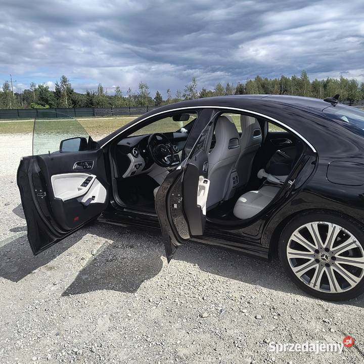 MercedesBenz CLA I 20 Sprzedam Mercedesa 250 nieuszkodzony Łódź