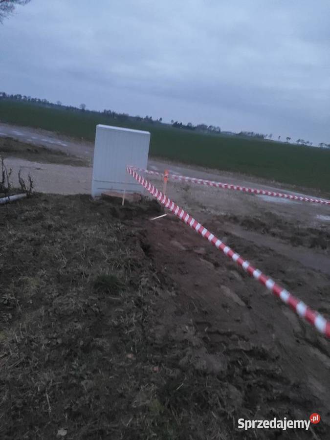 Sprzedam działkę budowlaną prąd
