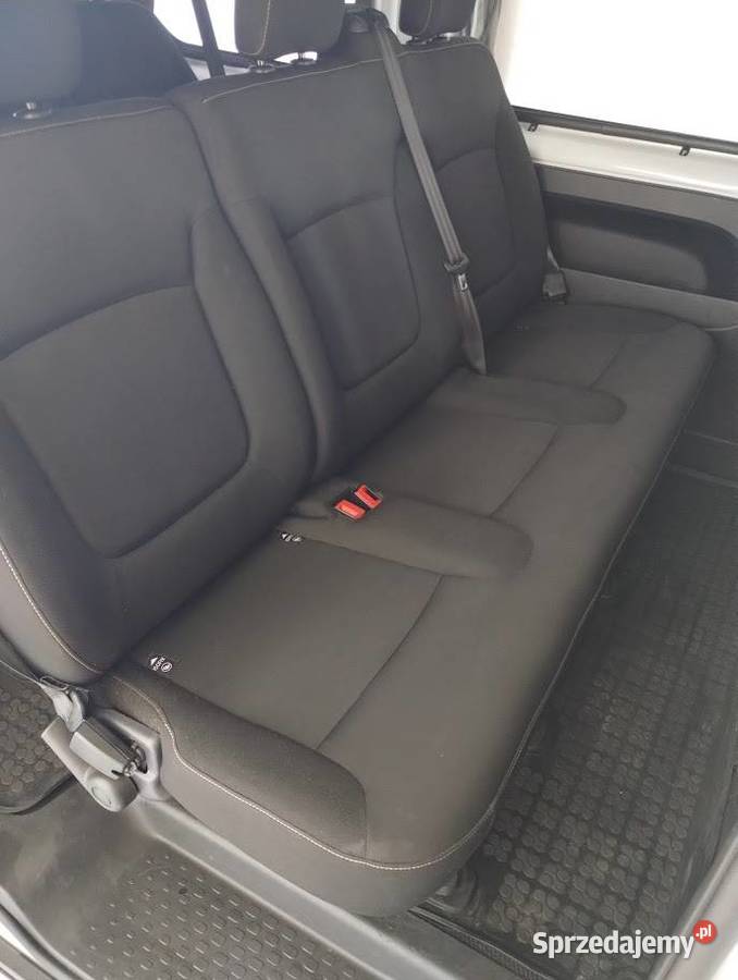 Renault Trafic III 2017r niski przebieg wielkopolskie Stare Miasto