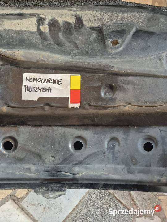 Wzmocnienie podszybia Toyota Corolla E21 belka łódzkie Łódź