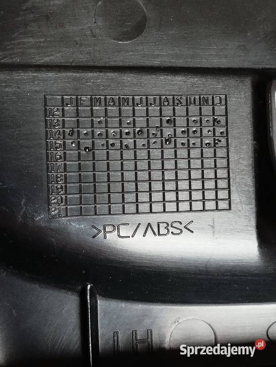 ŚLIZG ZDERZAKA LEWY TYŁ RANGE ROVER EVOQUE NOWY