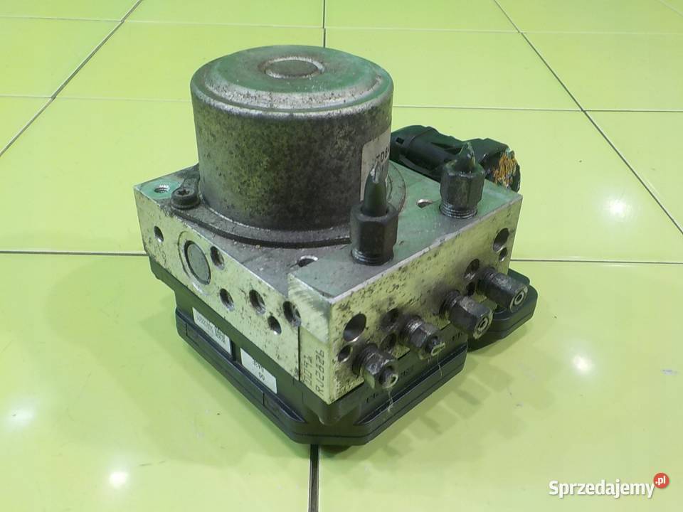 NISSAN JUKE I F15 15 DCI 12r 5D pompa ABS osobowe Suków