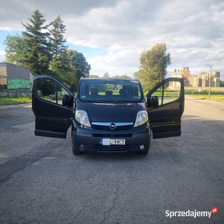 Opel VIVARO 5 OSÓB Klima Sprawna Idealny do Siewierz