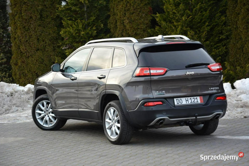 Jeep Cherokee Skóry Navi Wentylacja Kamera autoalarm Ostrów Mazowiecka sprzedam