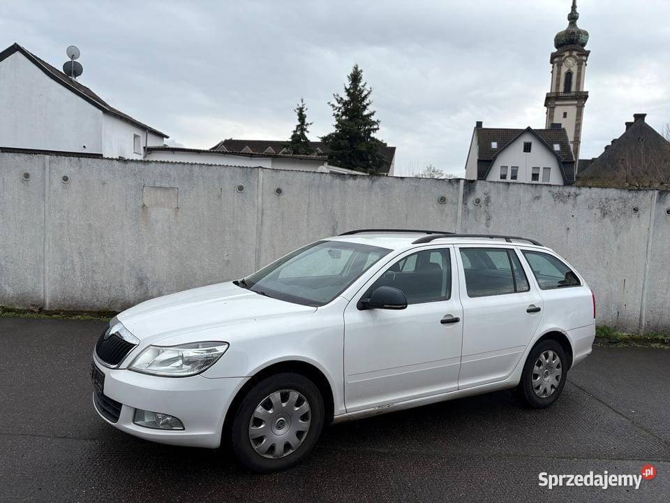 Skoda octavia 2012 12 b 6 biegów benzyna Turek