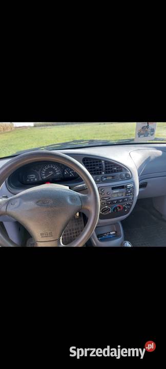 Ford fiesta mk4 13 benzyna Wysokie Mazowieckie sprzedam