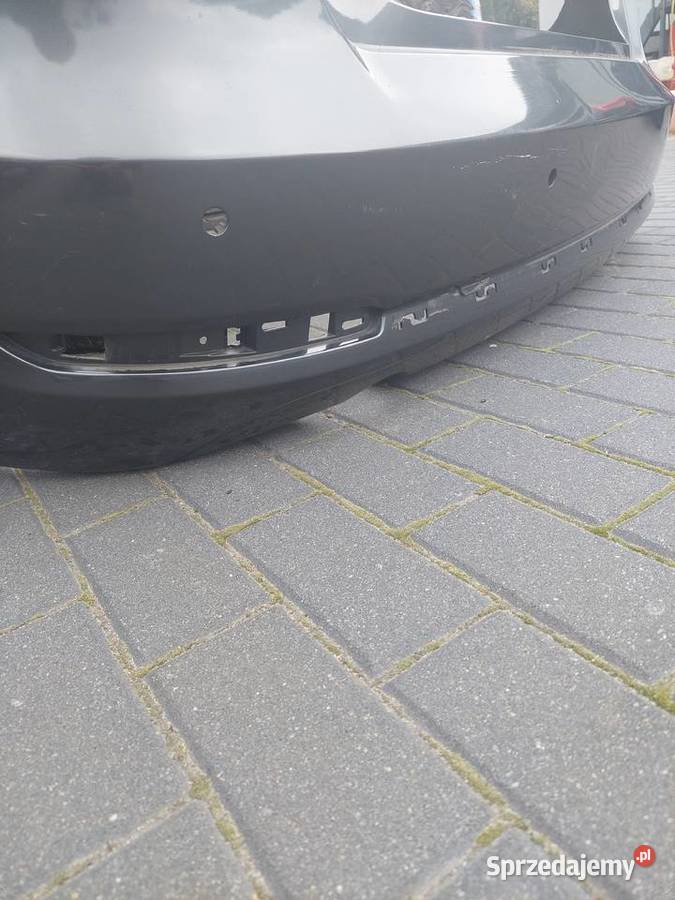 Zderzak tył bmw f30 gt 2015 lekko uszkodzony Kalisz