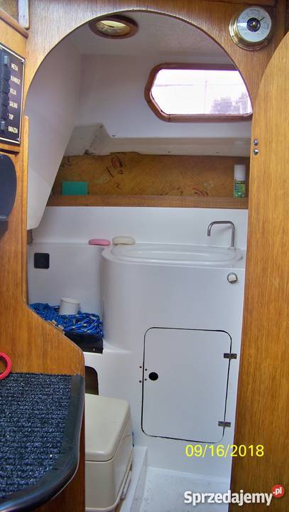 jacht żaglowy tes 660