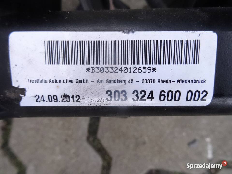 303324600002 BMW 3 F30 HAK HOLOWNICZY Przemęt sprzedam