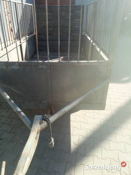 Przyczepka do przewozu zwierząt Brzoza