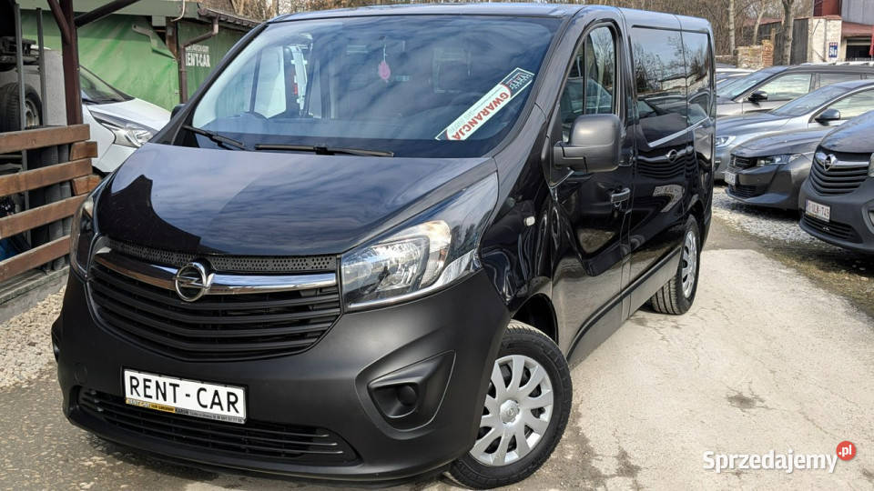 Opel Vivaro BUS 8Osób 16D125OPŁACONYBezwypadkowy Motoryzacja Częstochowa