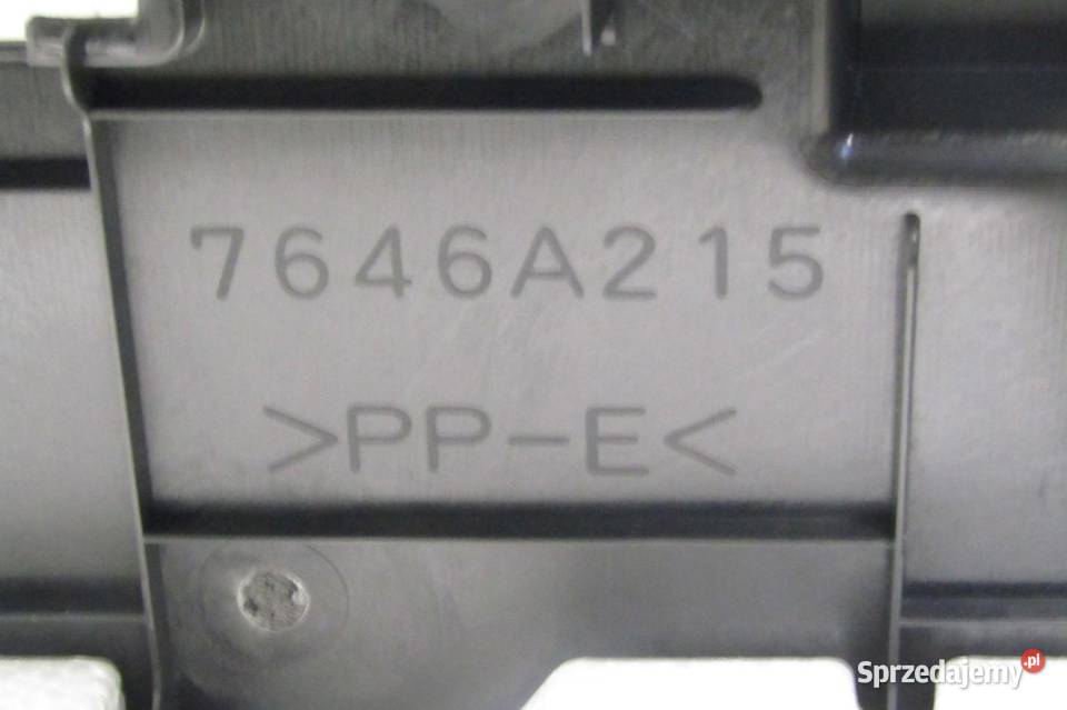 WKŁAD PIANKA STYROPIAN BAGAŻNIKA TYŁ MITSUBISHI Pozostałe