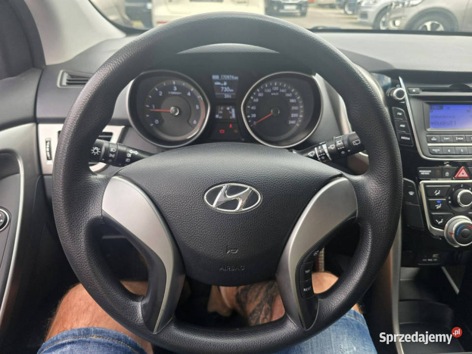 Hyundai i30 16 CRDI 110 Klimatyzacja Isofix USB manualna Słupsk sprzedam