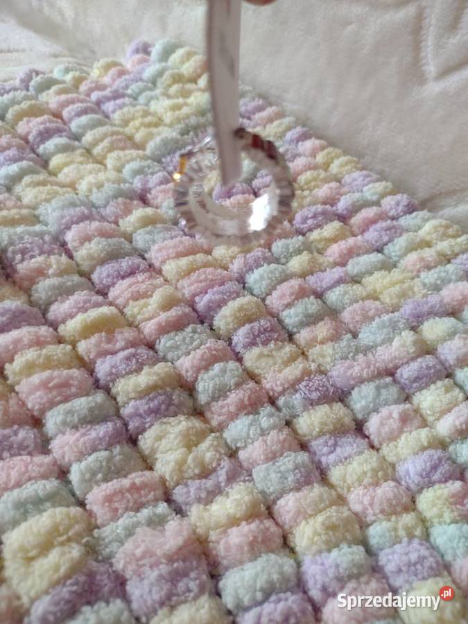 River Island Bogato zdobione kolczyki z Londynu Kraków