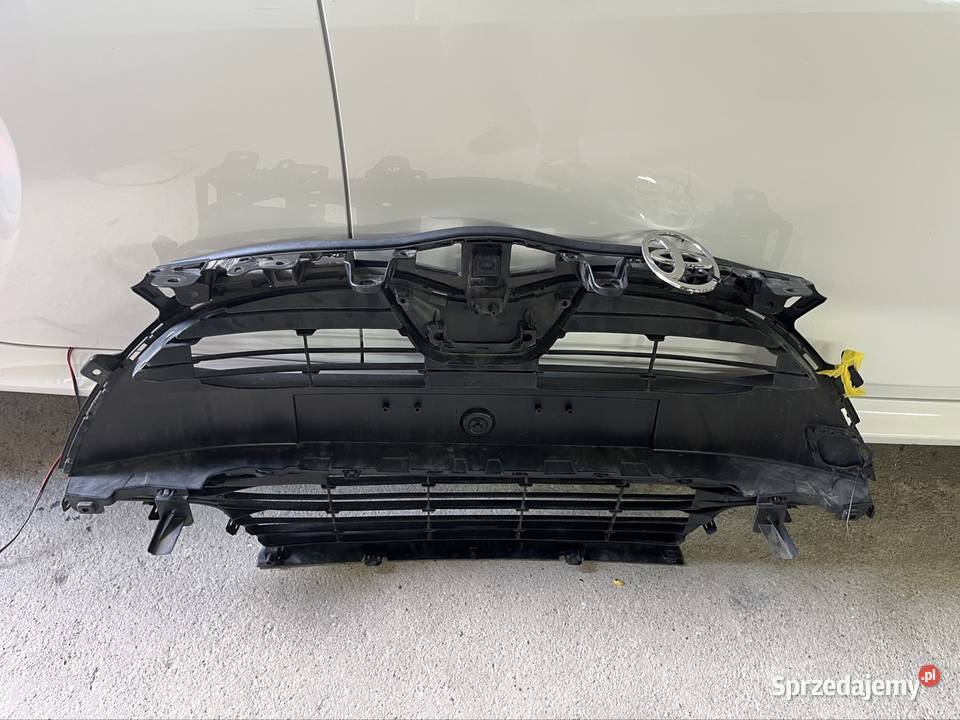 Toyota Yaris IV Grill atrap 2022r Rok produkcji 2022 Bełchatów