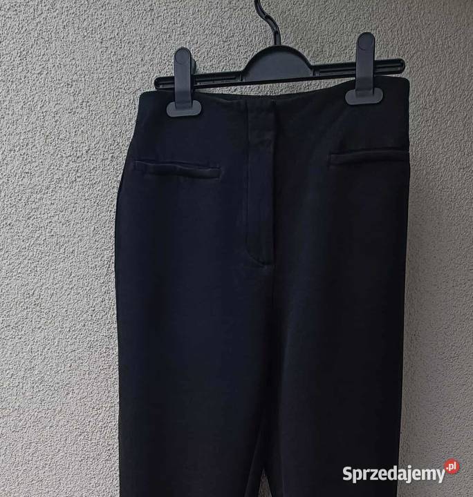 Spodnie r34 z rozciętymi nogawkami Massimo Dutti Warszawa
