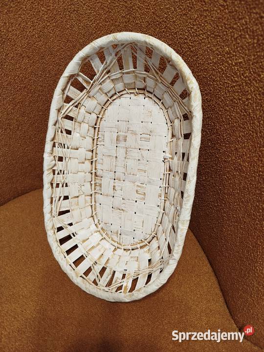 Koszyk z plecionych taśm drewnianych owalny ok