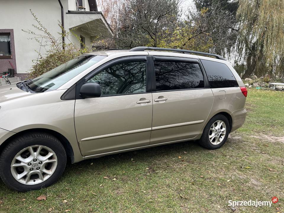 sprzedam TOYOTA SIENNA 2006 samochód używany Warszawa sprzedam