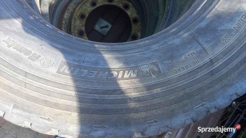 Opony ciężarowe i kolo z felgą 28570195 19.5cale Motoryzacja wielkopolskie Kórnik